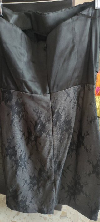 Vestido fiesta negro con encaje