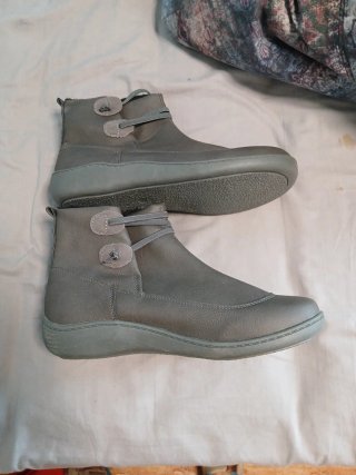 Botines invierno forrados marrones, se quitan y se