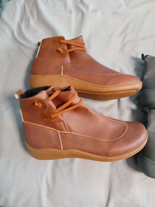 Botines invierno forrados marrones, se quitan y se
