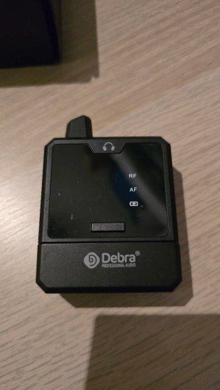 Sistema Monitoreo In-Ear Inalámbrico Debra UHF