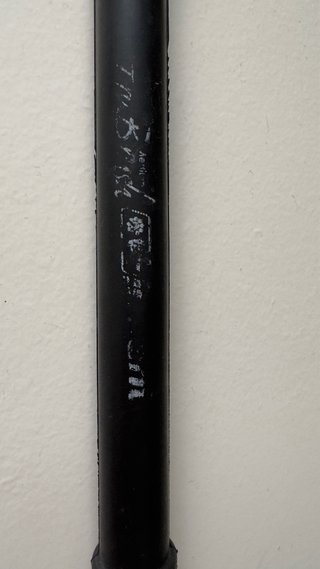 Cepillo de alambre para batería
