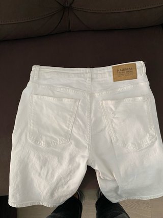 Bermuda tejana Pull&Bear blanca rota