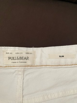 Bermuda tejana Pull&Bear blanca rota