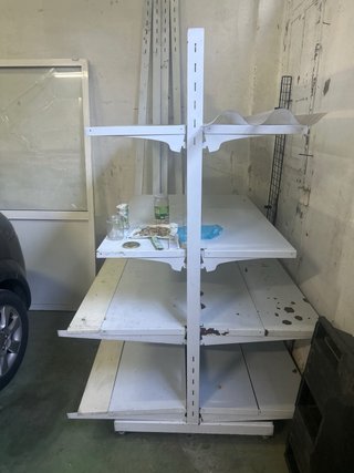 2 Estanterías metálica para comercio