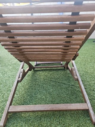 Conjunto 2 tumbonas y 2 reposapiés madera