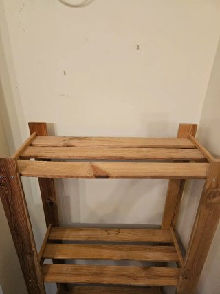 Estantería de pino