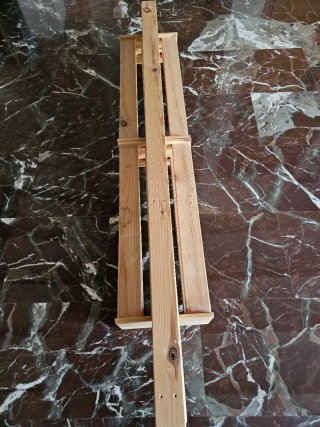 Estantería de pino