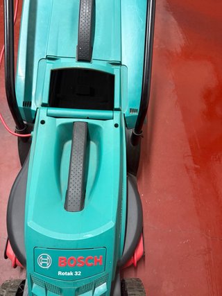 Cortacésped Bosch Rotak 32