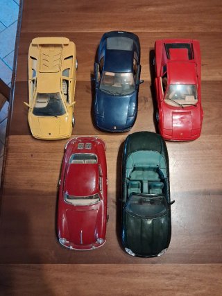 Automodelli Scala 1:18