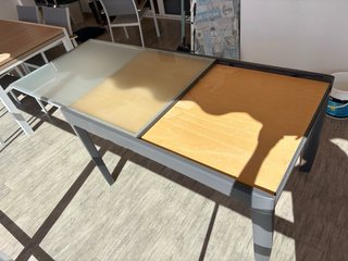 Mesa de exterior extensible cristal y metal