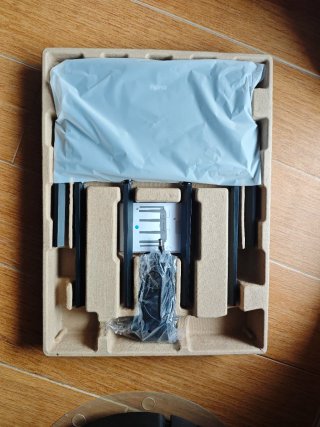 Router Cudy BE11000 Router Wi-Fi 7 Tri-Band
