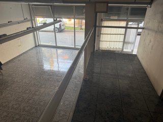 Se Vende Local en Berga