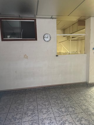 Se Vende Local en Berga