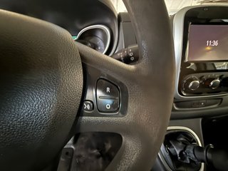 RENAULT Trafic Passenger Combi 9 Energy Blue 120cv