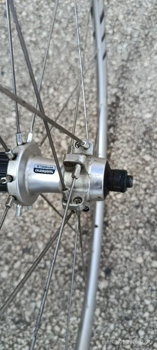 Par Ruedas Shimano WH-R550 Aluminio 26