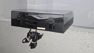Giradiscos Silver Belt Drive Turntable
