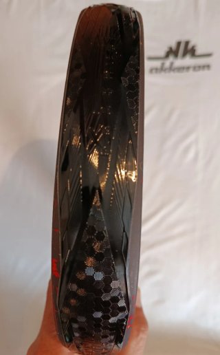 PALA DE PADEL AKKERON NEXUS CLASSIC A25.