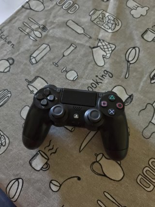 Consola Sony PS4 Negra