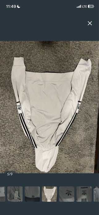 Sudadera Adidas Deportiva Gris y Negra