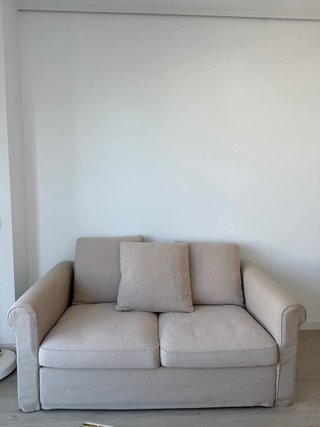 Sofá 2 plazas IKEA beige tela