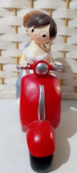 Figura novias en moto