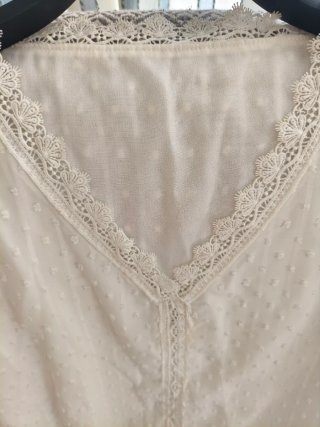 Camisa blanca SheIn plumeti