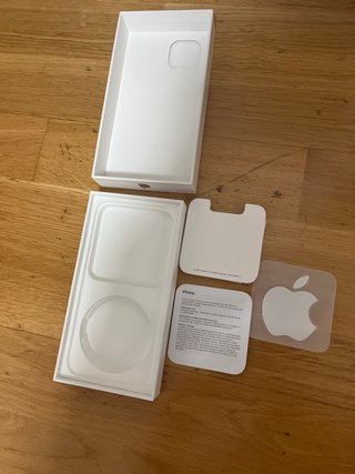 Caja iPhone 13 Blanca