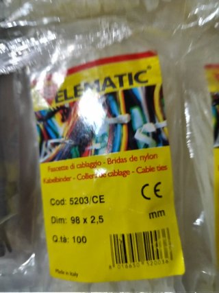 600 Fascette nylon nere e avorio