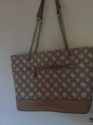 Bolso Guess Beige y Dorado