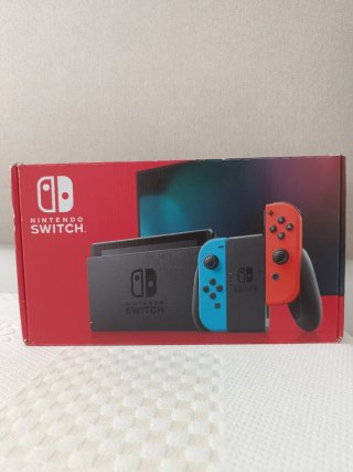 Nintendo Switch Azul y Rojo