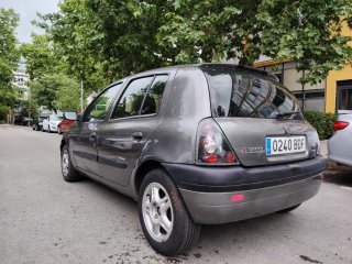 Renault Clio 2001