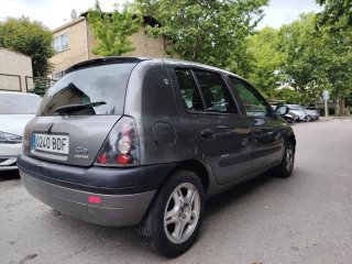 Renault Clio 2001