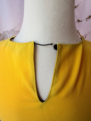 Zara Top Asimétrico Peplum Amarillo Talla S