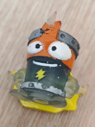 SuperZings Serie 4 Kid Kazoom