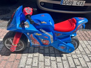 Moto Infantil Injusa Spiderman Grande
