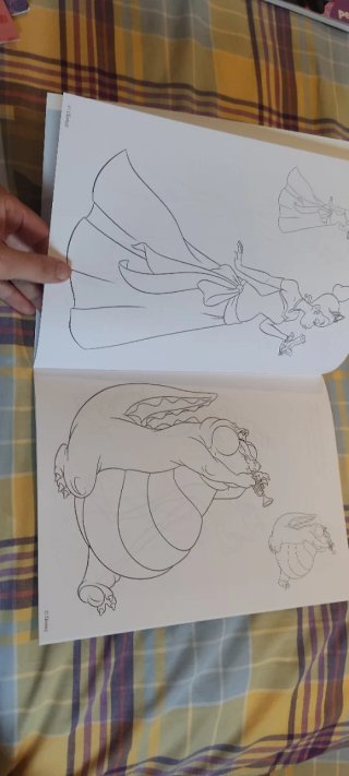 Libro de pegatinas Tiana y el sapo