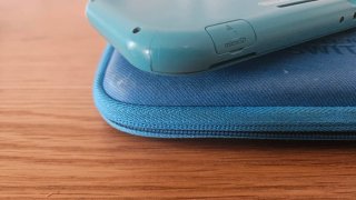 Nintendo Switch Lite Turchese + Custodia + Gioco