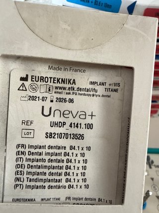 Implantes Dentales Euroteknika Lyra