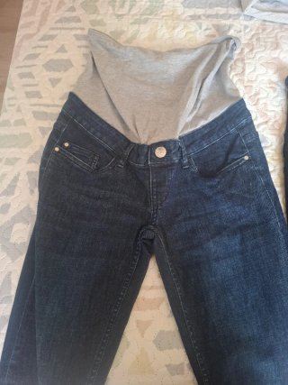 Ropa premamá: Jeans y sujetador