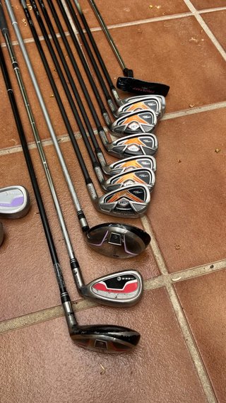 Palos de Golf, bolsas, fundas, pelotas