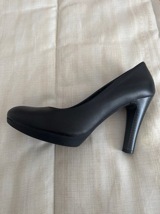 Zapatos de tacón negros