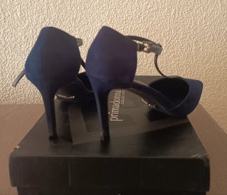 Zapatos de tacón azul marino para ceremonia