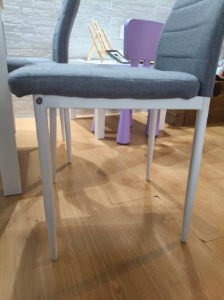 Mesa extensible Ikea BJURSTA + 6 sillas