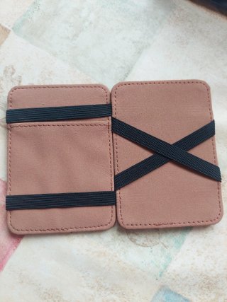 Cartera delgada de cuero para hombre