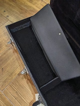 Estuche Guitarra Sólido Negro Thomann