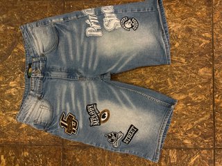 Shorts di jeans con patch