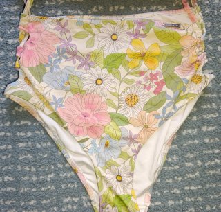 Bañador bikini floral. Isabel Mora T SM