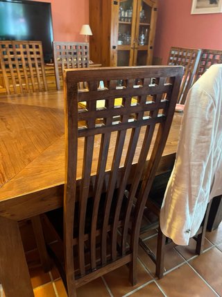 Conjunto Mesa y 8 Sillas Teca