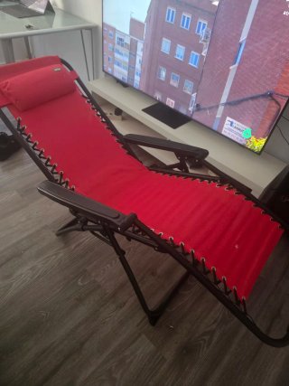 Silla de playa marca Aktive reclinable roja