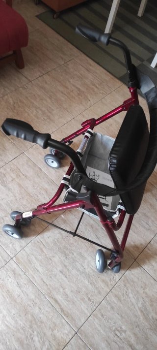 Andador Caminador Plegable con Bolsa